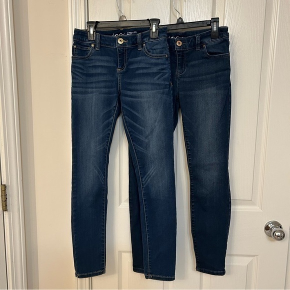2 pairs of INC Skinny Leg Jeans in Medium and Dark Wash Size 4P